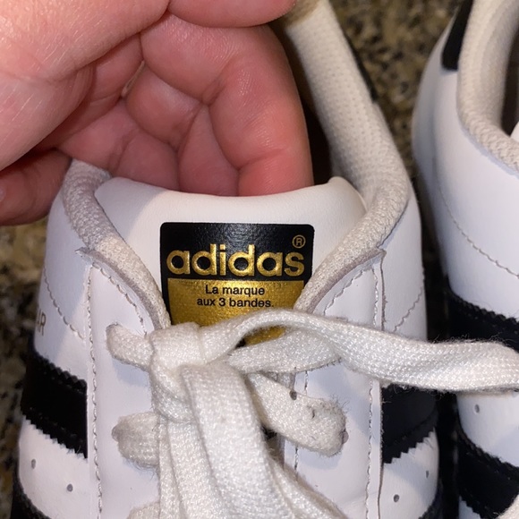 Adidas Women’s Superstar Sneakers in size 9 - Picture 13 of 13